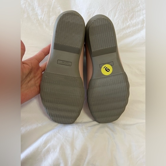 Sperry STS85324 Women's | Size 9 | Pale Pink Gray Suede | Rain Boot - Picture 7 of 9